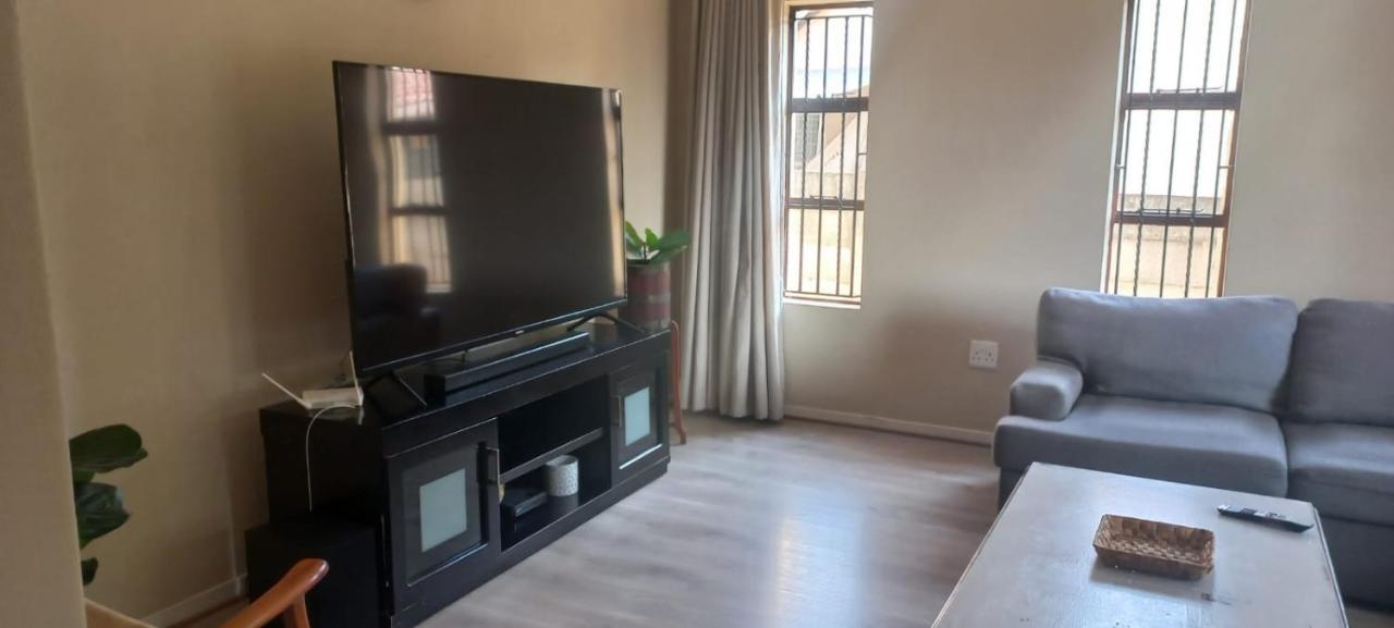 Entire 4 Bedroom House In Midrand, Johannesburg Randjesfontein Exterior photo